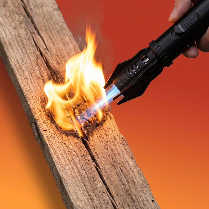 Enjoying the FlameJet plasma flame